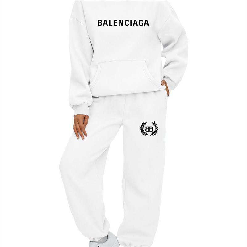 【 Balenciaga 】スタイリッシュで個性的なデザインのキャラクターフィギュア連名パーカーセットです