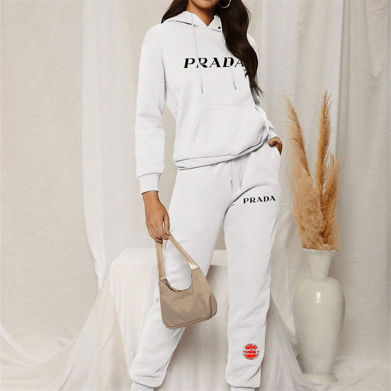 【 Prada 】熱血アニメ連名衛衣スーツです