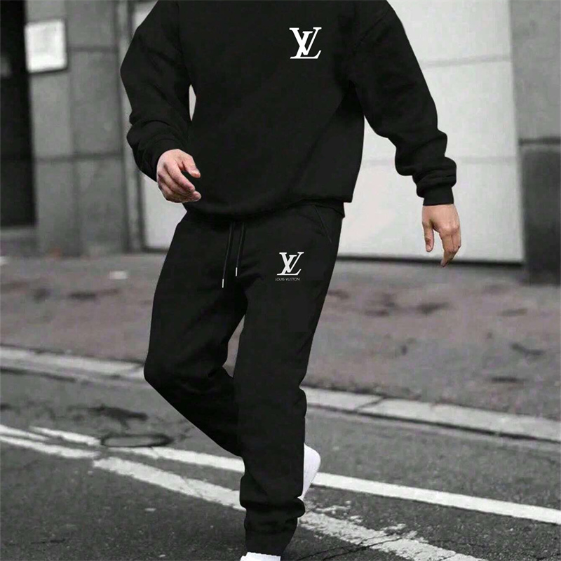 【 Louis Vuitton Malletier 】かわいいミニオンデザインのおしゃれなパーカーのセットです