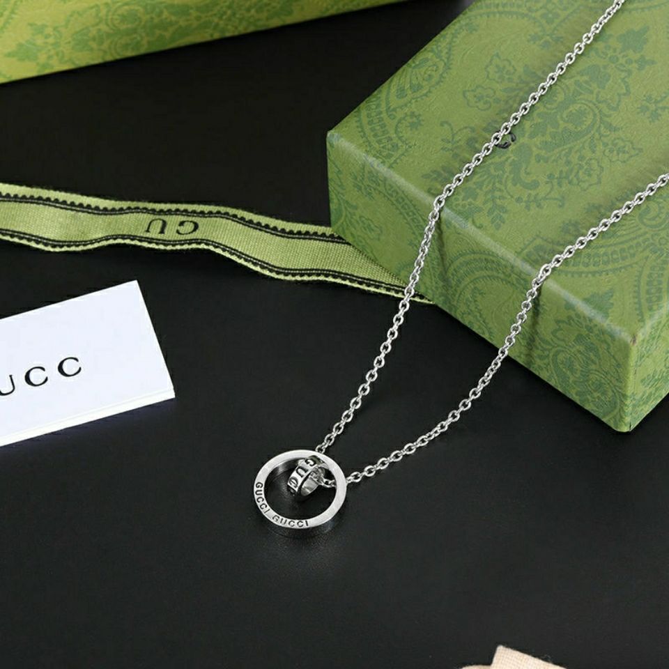 GUCCI（グッチ）ネックレス