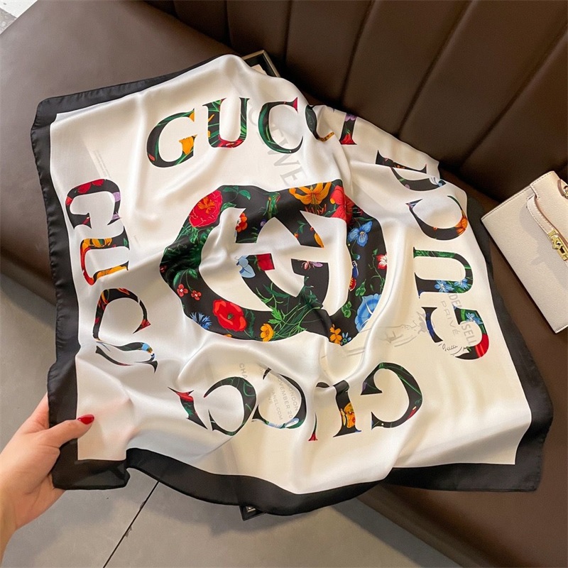 GUCCI 薄手のスカーフ12 ss