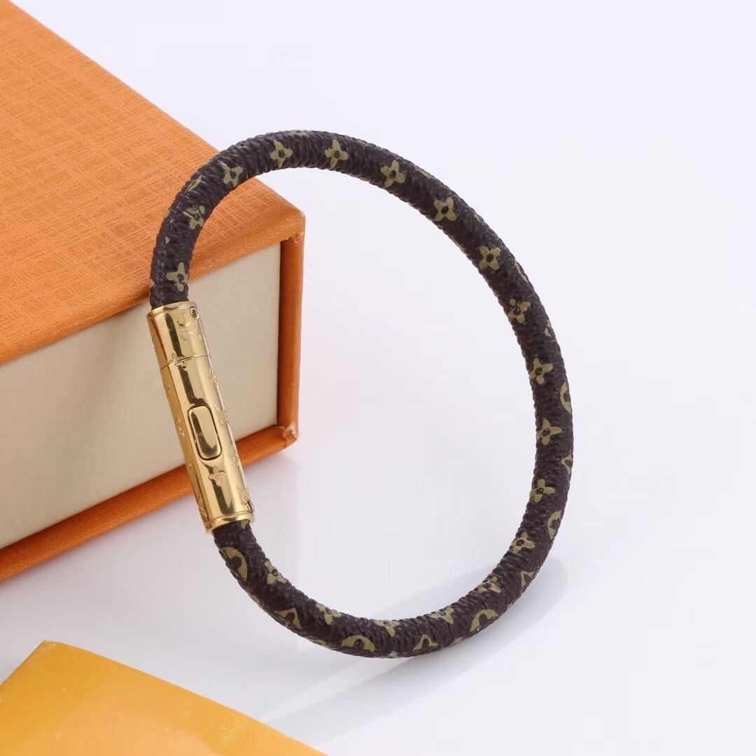 LOUIS VUITTON（ルイヴィトン）LV CONFIDENTIAL ブレスレット