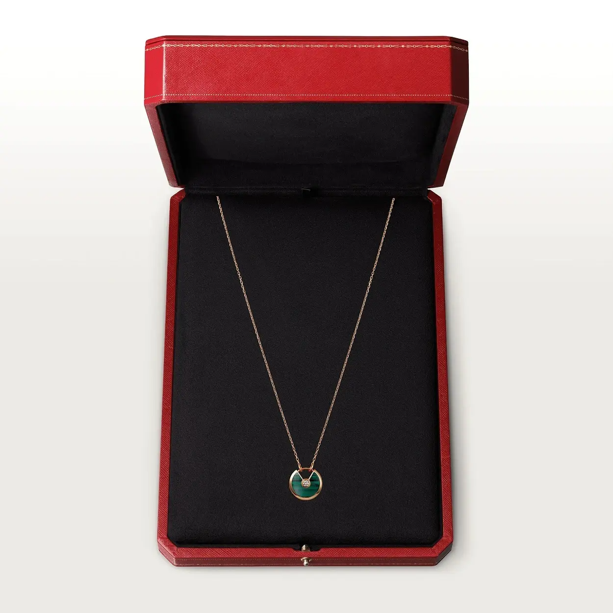【Cartier】アミュレット ドゥ カルティエ ネックレス