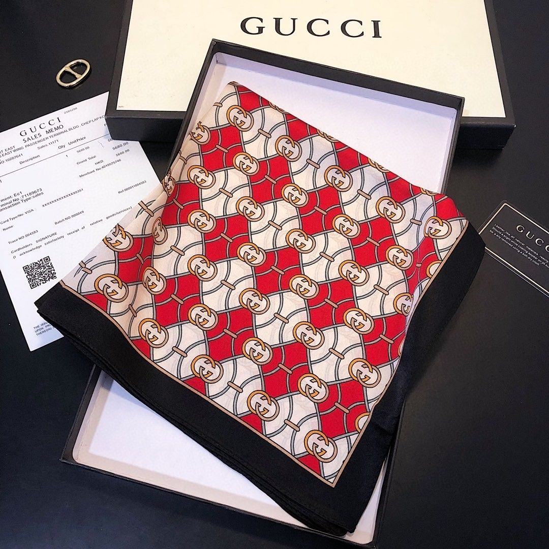 GUCCI 薄手のスカーフ34 ss