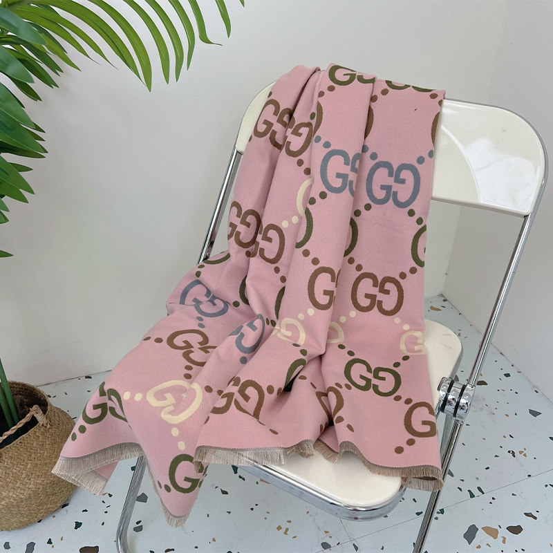GUCCIマフラーです-SS95731