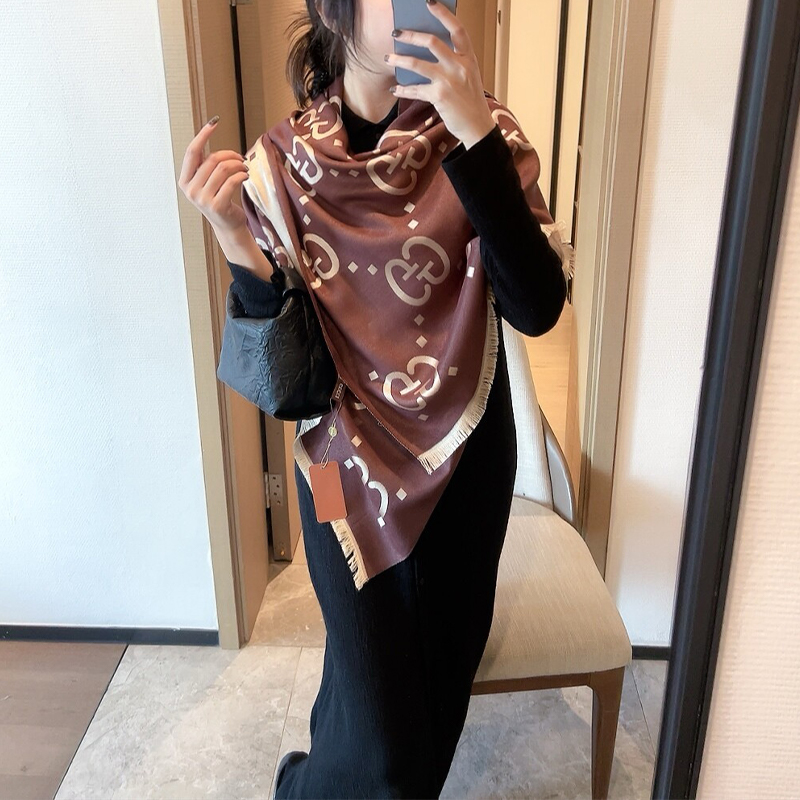 GUCCIマフラーです-SS95729172708363997858