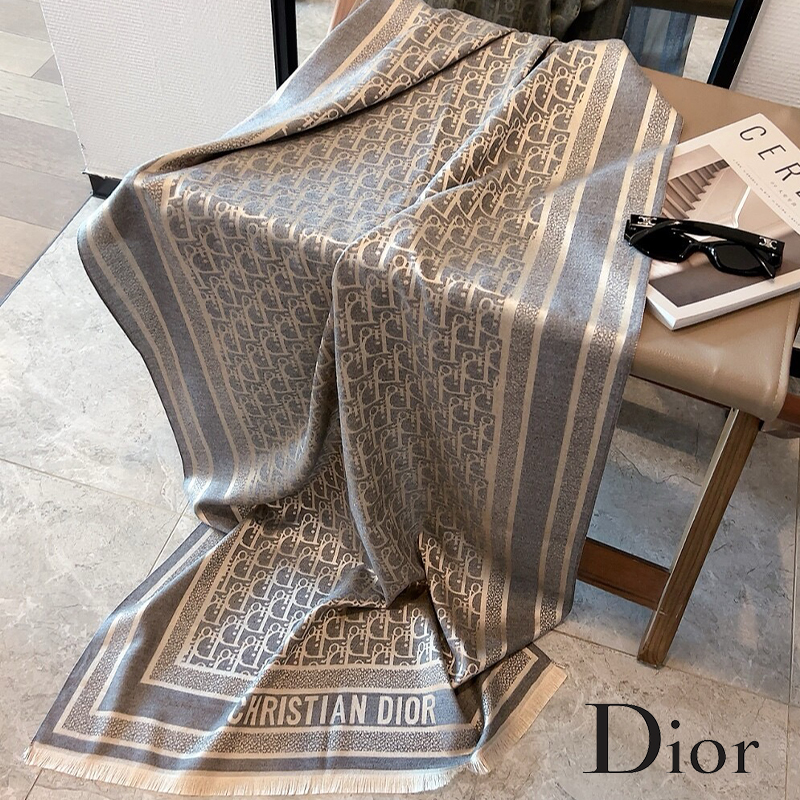 DIOR-マフラーです-SS95724172708248383293