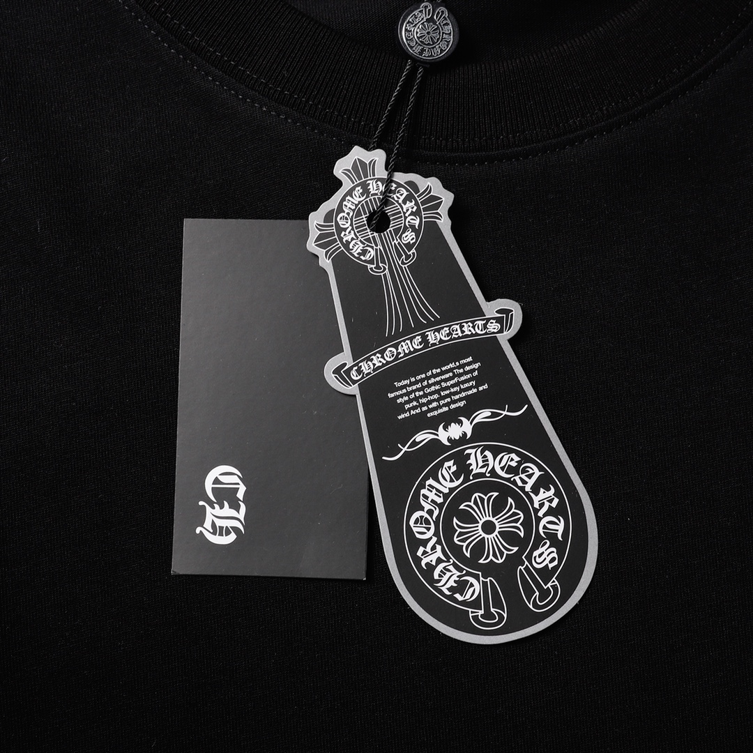 【CHROME HEARTS 公式旗艦店】クロムハーツ Tシャツ ご好評に付き再入荷！黒 白