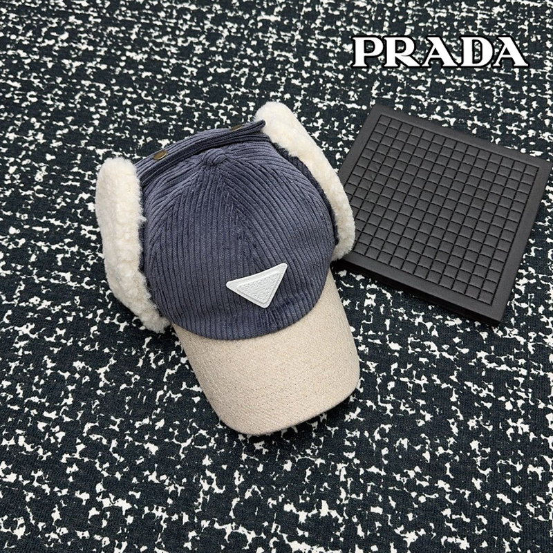 Prada綿毛の帽子22 SS97821