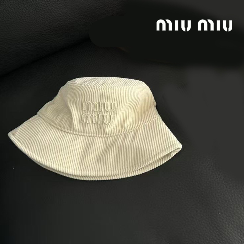 miumiu綿毛の漁師帽 SS96992