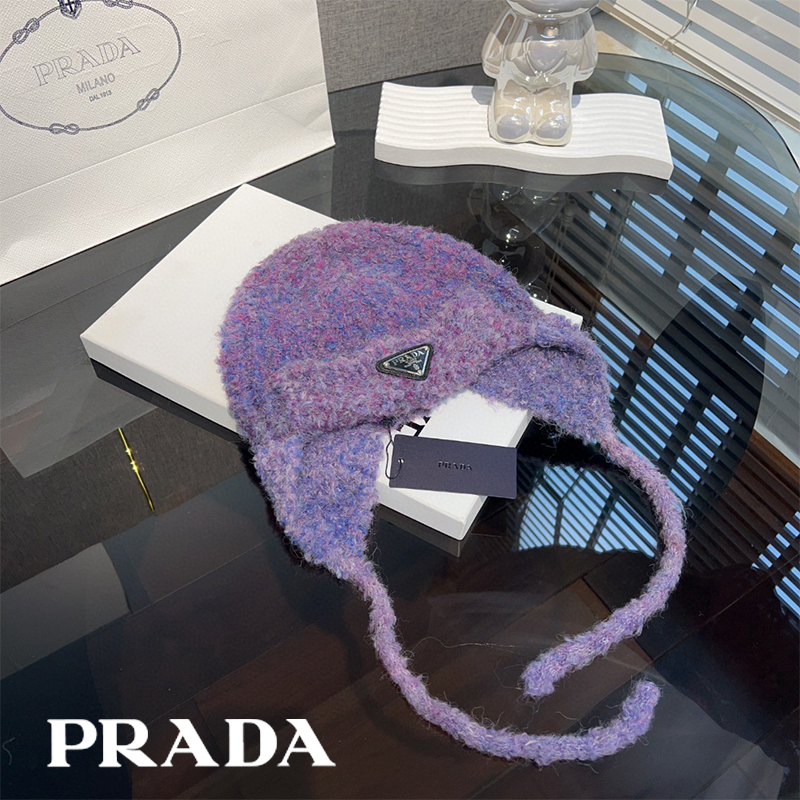 Prada綿毛の帽子35 SS97821