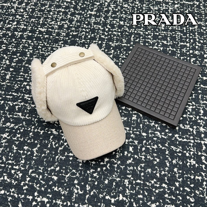 Prada綿毛の帽子24 SS97821