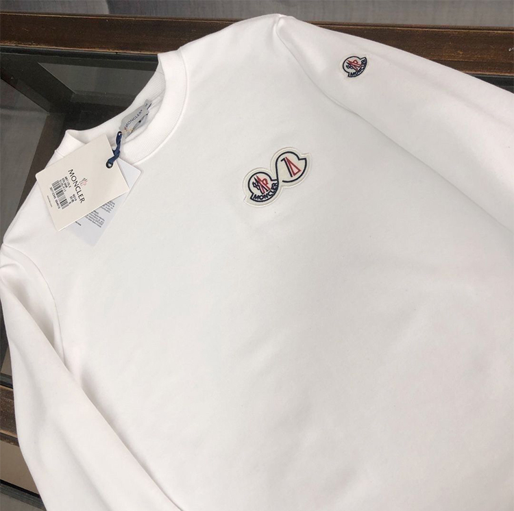 moncler長袖のパーカー10 SS100576