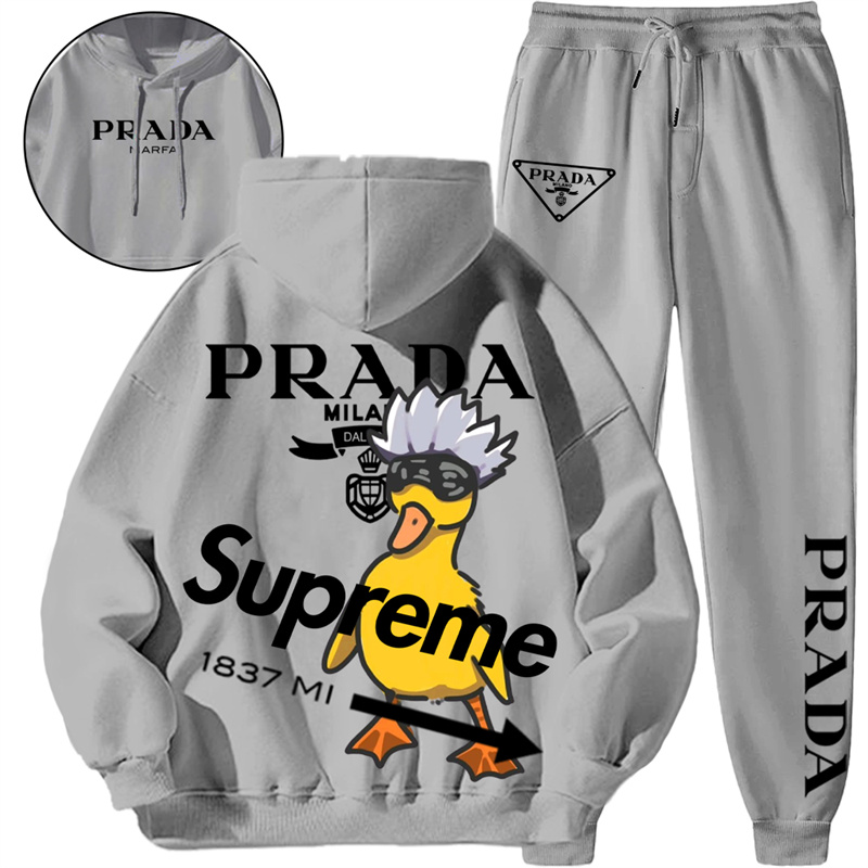 【 PRADA & SUPREME 】かわいいアヒルの子ですパーカーのスーツです