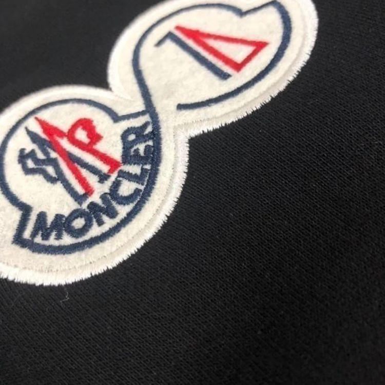moncler長袖のパーカー12 SS100576