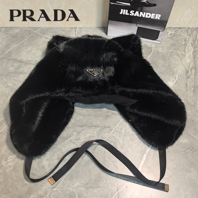 Prada綿毛の帽子31 SS97821
