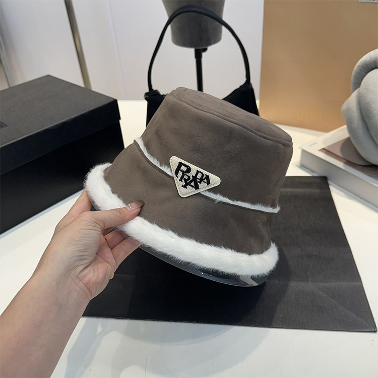 PRADA 綿毛の漁師帽 SS969210