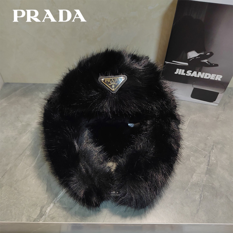 Prada綿毛の帽子20 SS97821
