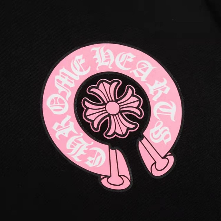 【CHROME HEARTS】（クロムハーツ）Tシャツ 男女兼用 ご好評に付き再入荷！