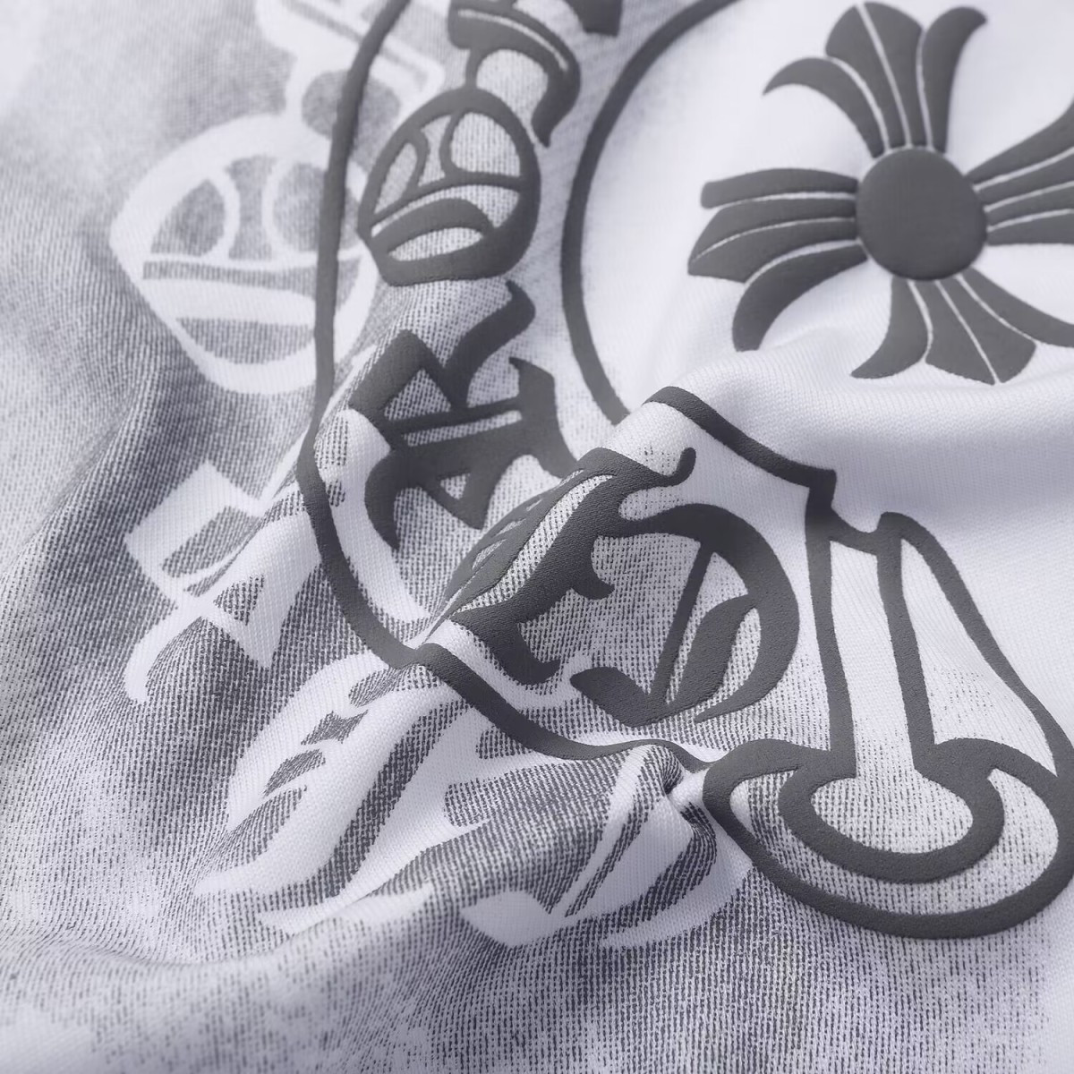 【CHROME HEARTS】（クロムハーツ）男女兼用、ご好評に付き再入荷！