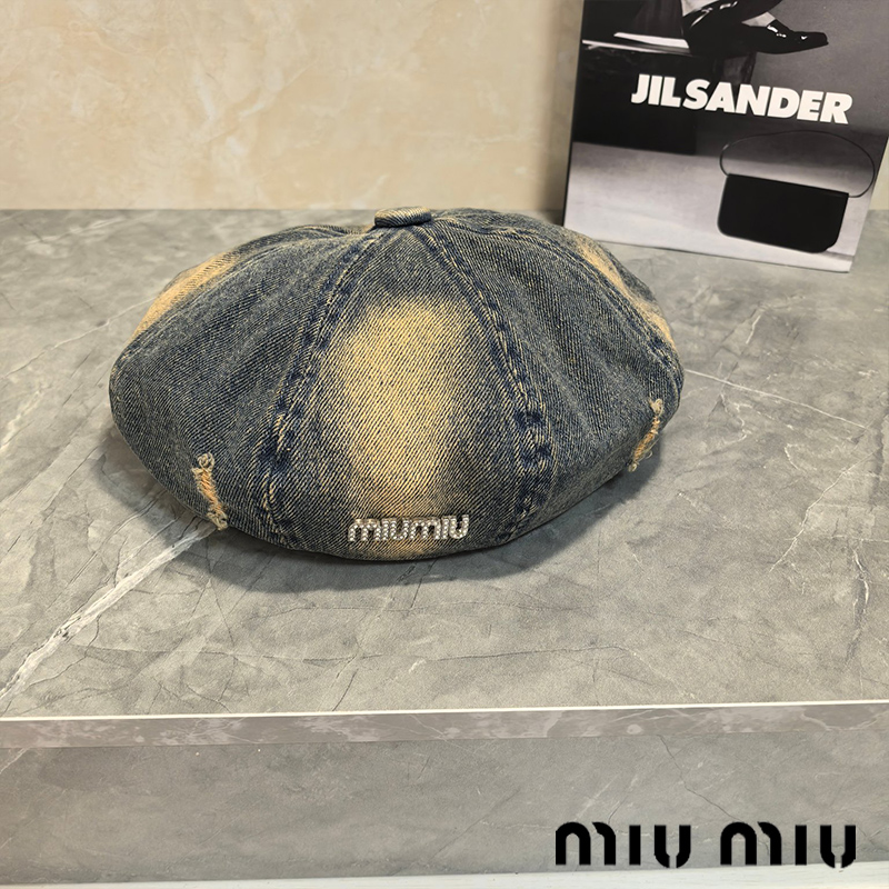 MIUMIUベレー帽16 SS94320