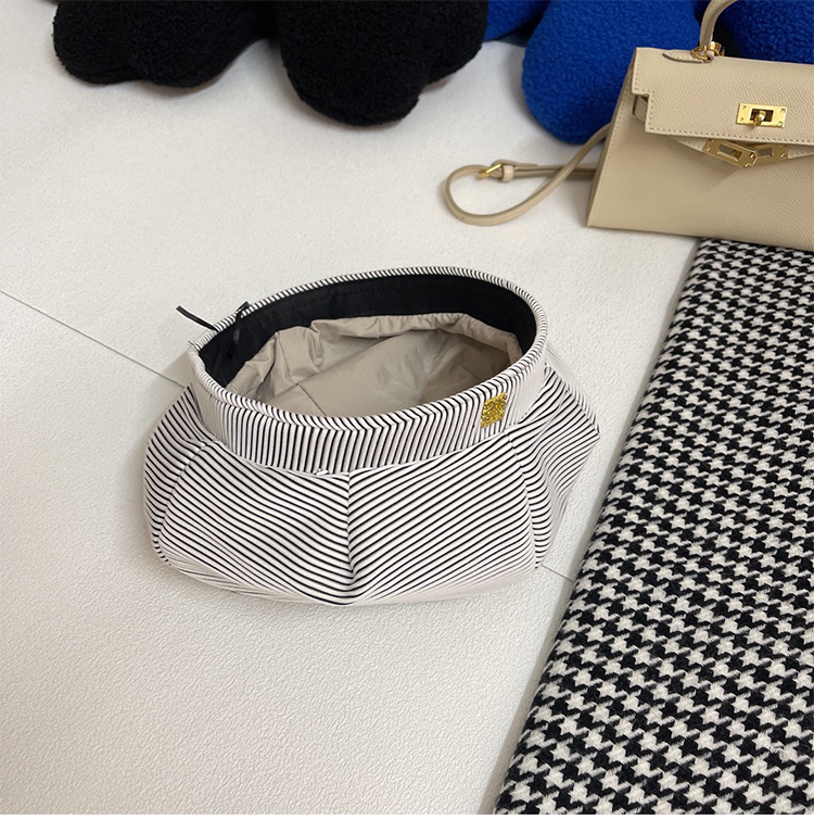 LOEWEベレー帽10 al 95085