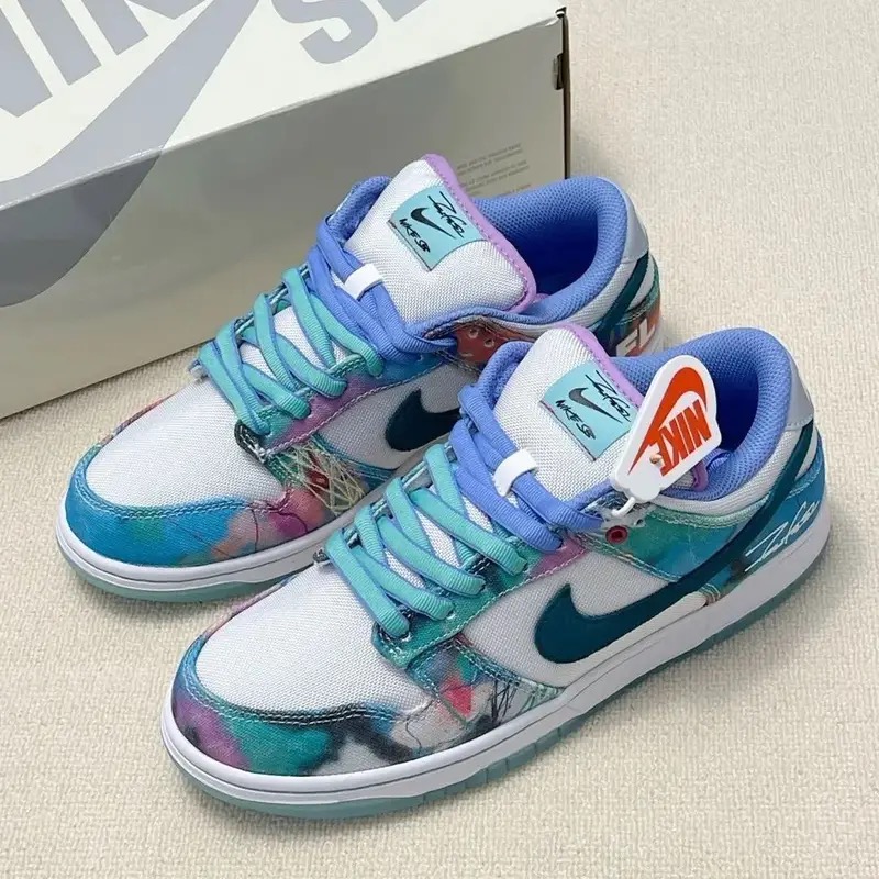NIKE JARRITOS コラボスニーカー/人気スニーカー