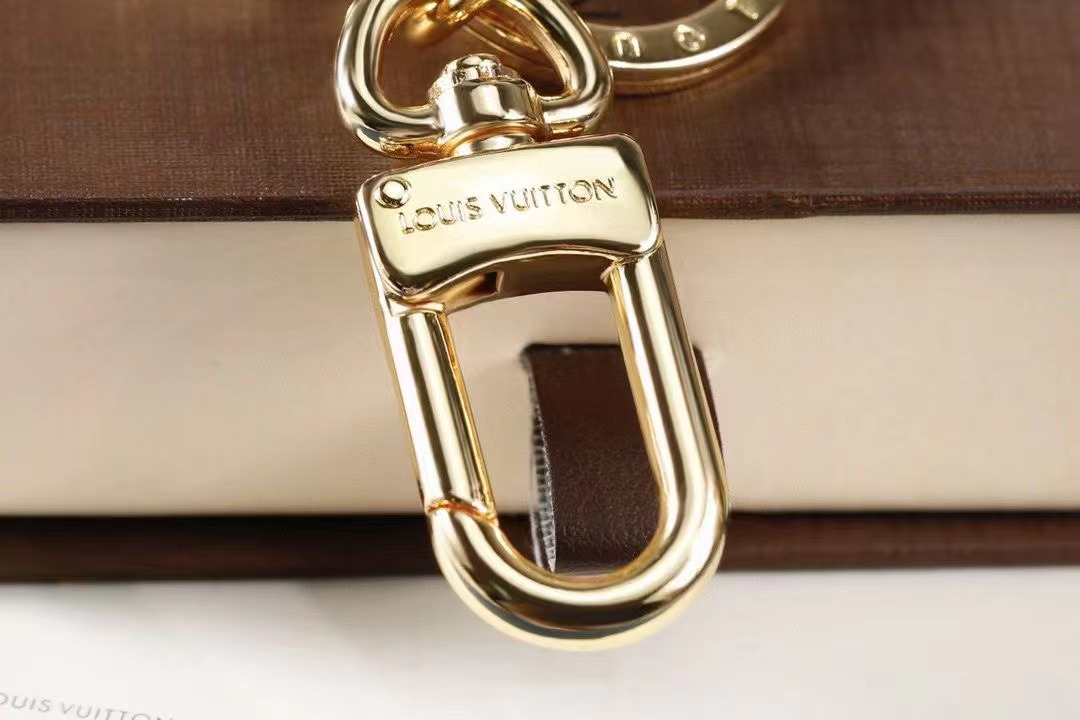 LV Louis Vuitton バッグペンダント キーホルダー 47 zm