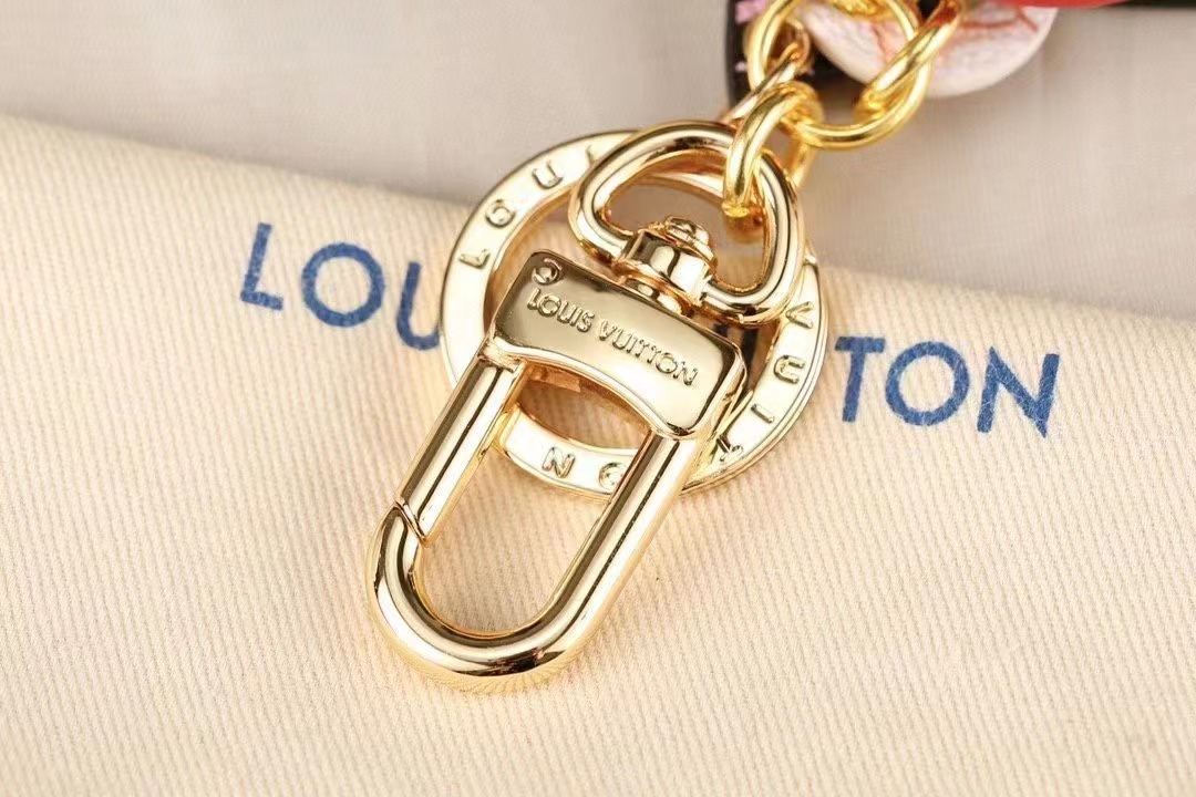 LV Louis Vuitton バッグペンダント キーホルダー 34 zm