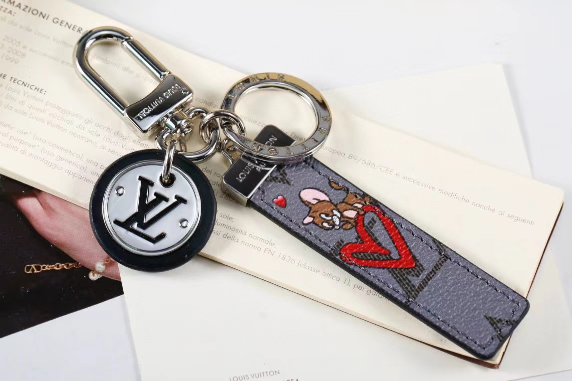 LV Louis Vuitton バッグペンダント キーホルダー 70 zm