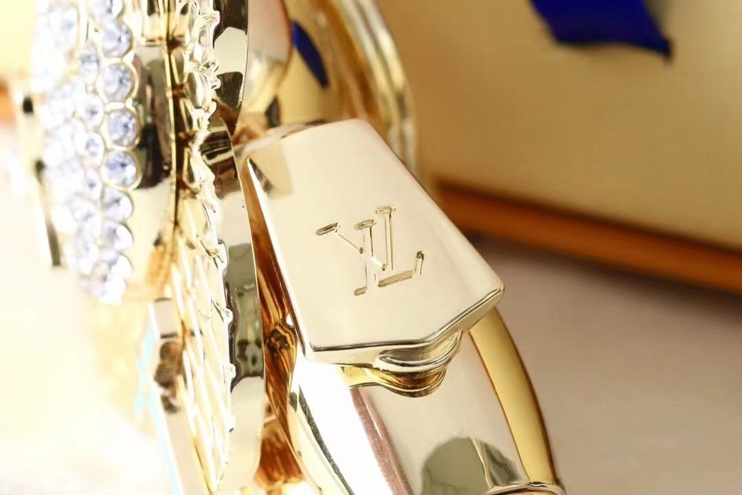 LV Louis Vuitton バッグペンダント キーホルダー 27 zm