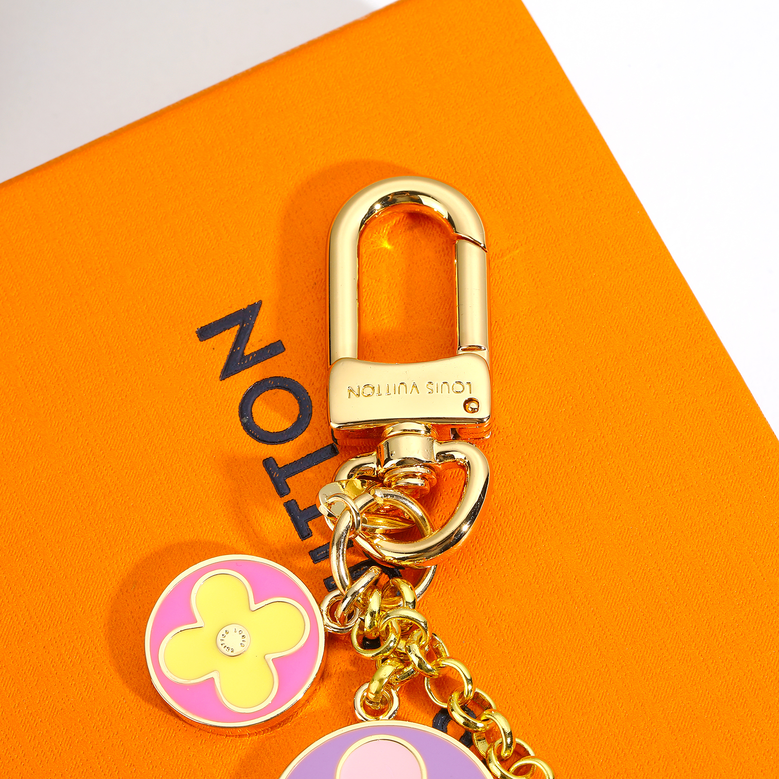 LV Louis Vuitton バッグペンダント キーホルダー14 zm