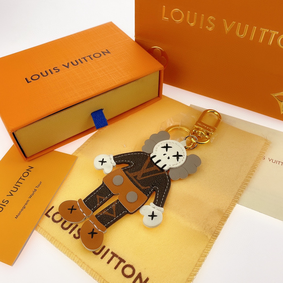 LOUIS VUITTON（ルイヴィトン）KAWS キーホルダー