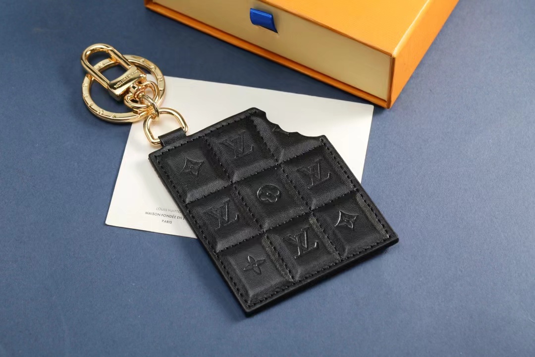 LV Louis Vuitton バッグペンダント キーホルダー 78 zm