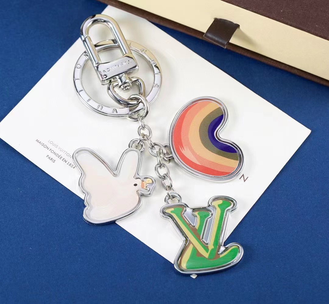 LV Louis Vuitton バッグペンダント キーホルダー 44 zm