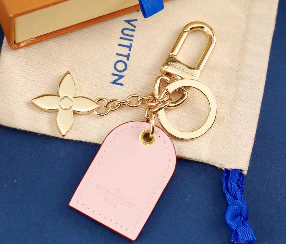 LV Louis Vuitton バッグペンダント キーホルダー 37 zm