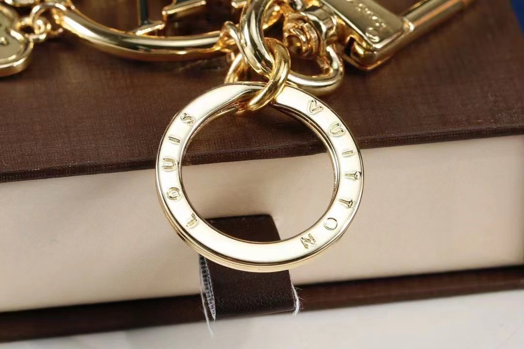 LV Louis Vuitton バッグペンダント キーホルダー 47 zm