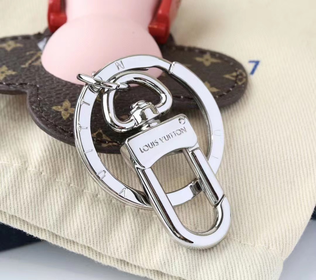 LV Louis Vuitton バッグペンダント キーホルダー 28 zm