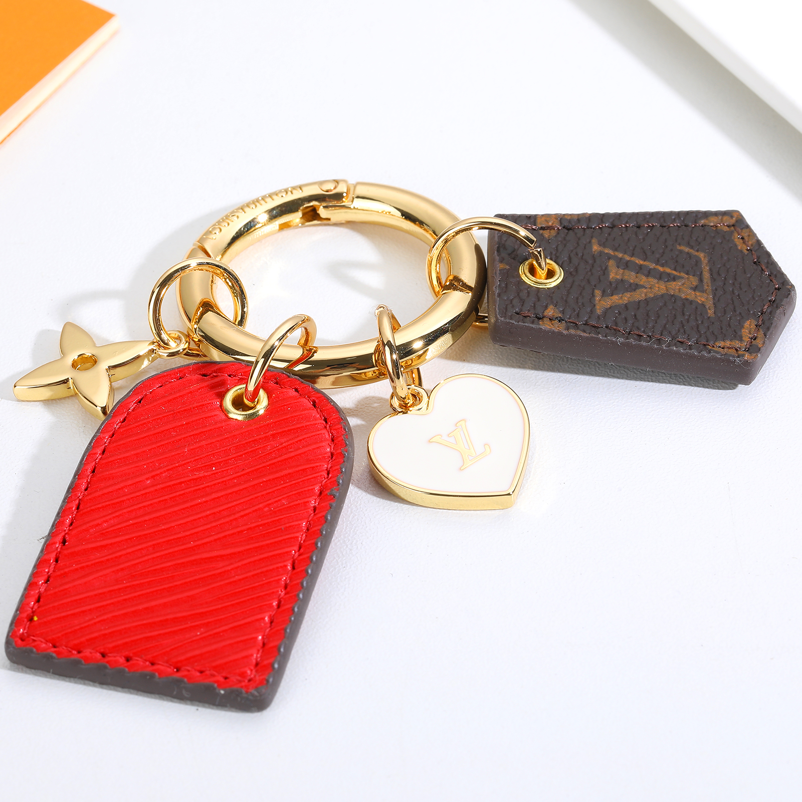 LV Louis Vuitton バッグペンダント キーホルダー13 zm