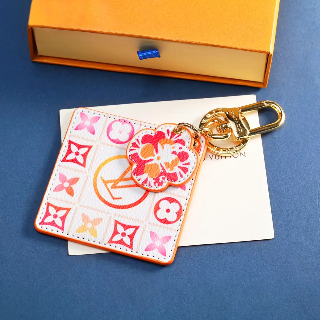 LV Louis Vuitton バッグペンダント キーホルダー 80 zm