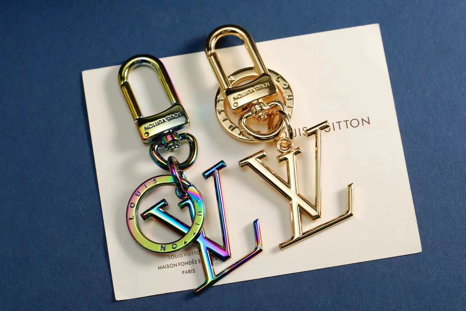 LV Louis Vuitton バッグペンダント キーホルダー 58 zm