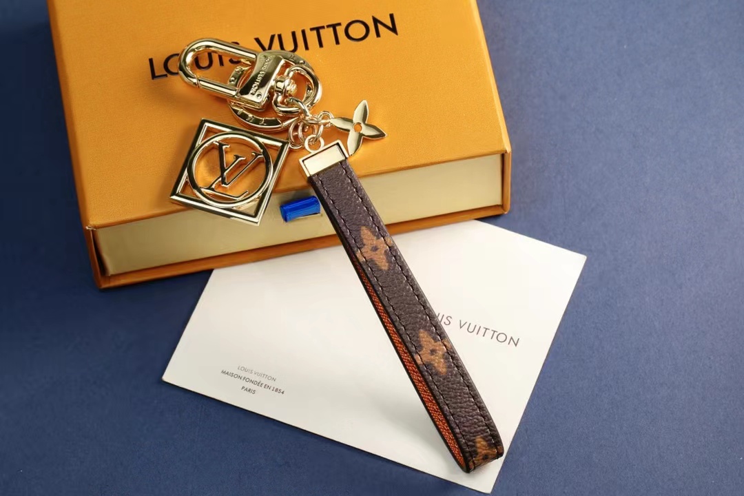 LV Louis Vuitton バッグペンダント キーホルダー 74 zm