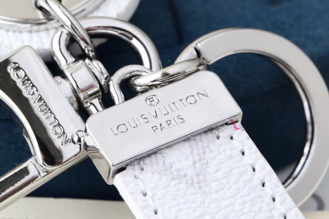 LV Louis Vuitton バッグペンダント キーホルダー 67 zm