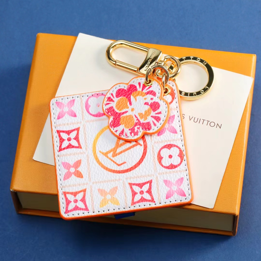 LV Louis Vuitton バッグペンダント キーホルダー 80 zm