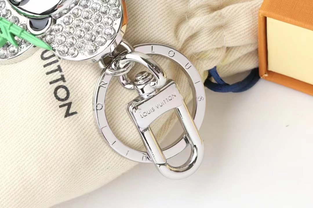 LV Louis Vuitton バッグペンダント キーホルダー 25 zm