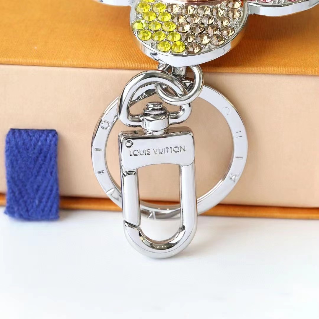 LV Louis Vuitton バッグペンダント キーホルダー 27 zm