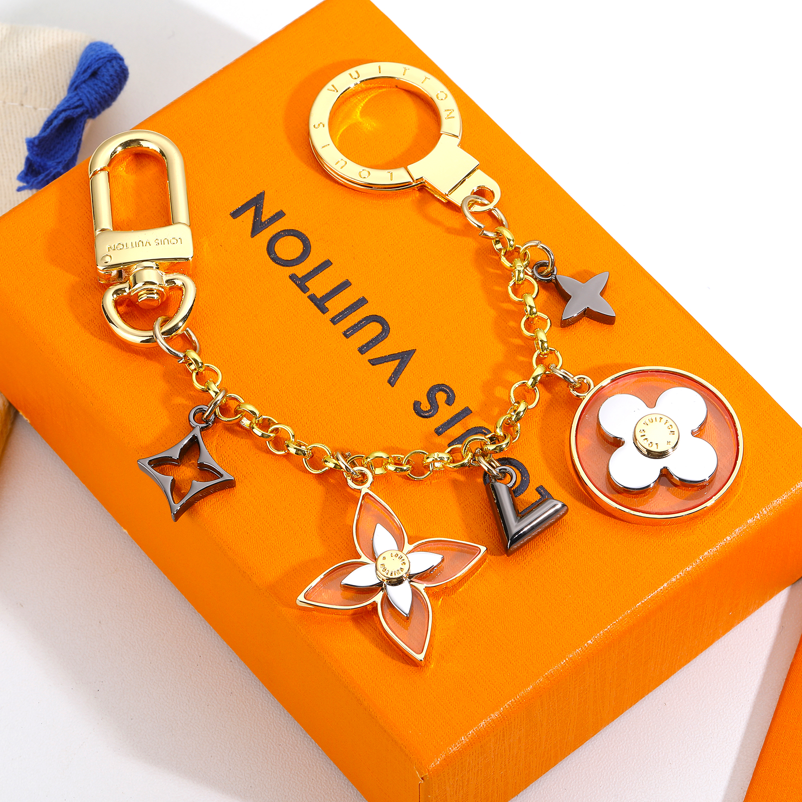 LV Louis Vuitton バッグペンダント キーホルダー 20 zm