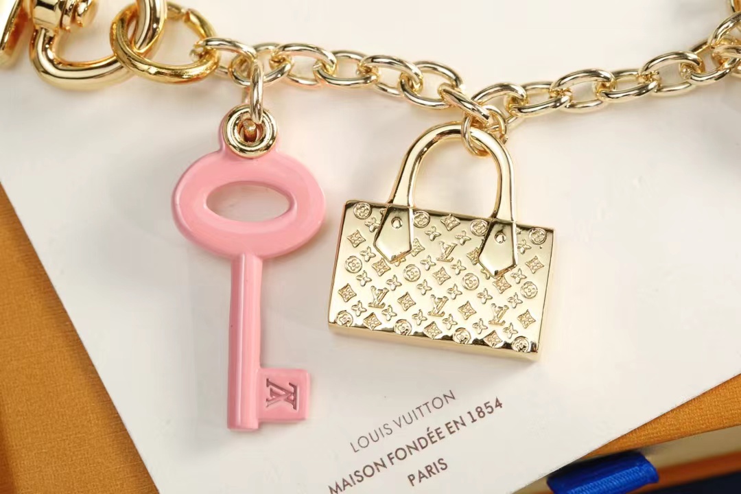 LV Louis Vuitton バッグペンダント キーホルダー 75 zm