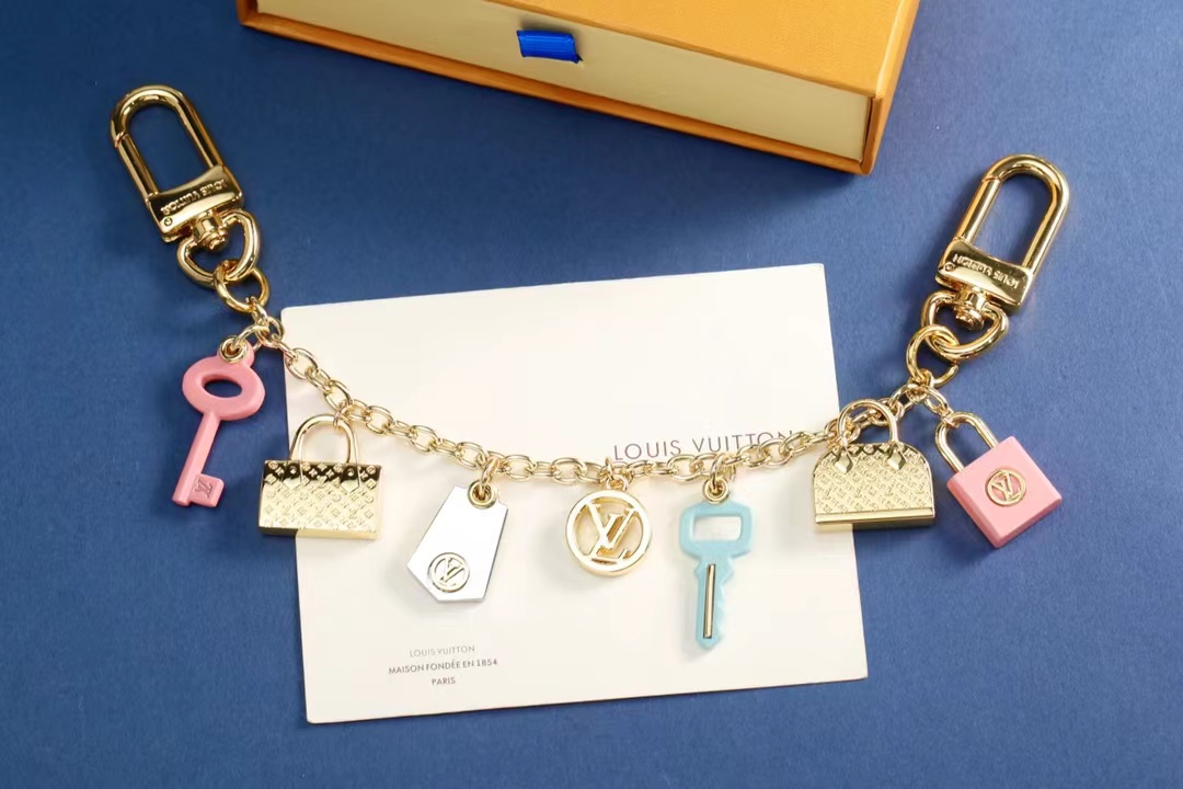 LV Louis Vuitton バッグペンダント キーホルダー 75 zm