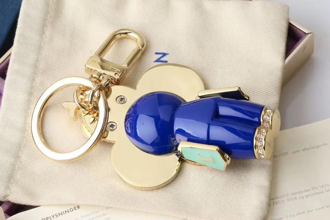LV Louis Vuitton バッグペンダント キーホルダー 26 zm